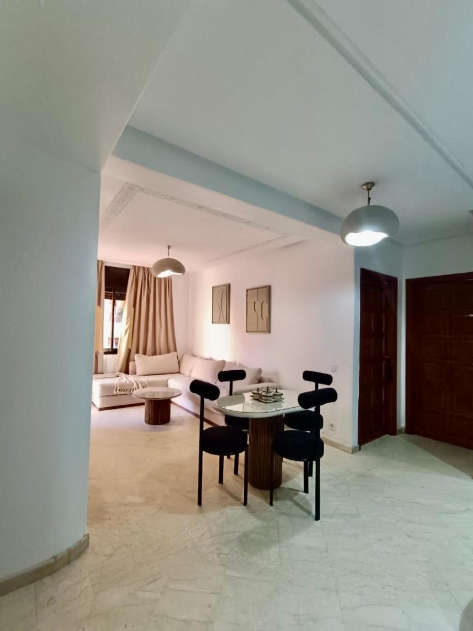 Cosy Appartement Au Coeur De Gueliz มาร์ราเกช ภายนอก รูปภาพ